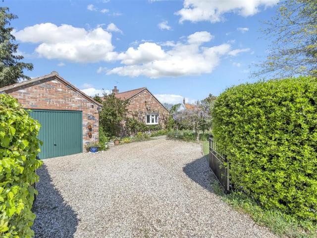 Bungalow for sale in Bedingfield, Suffolk