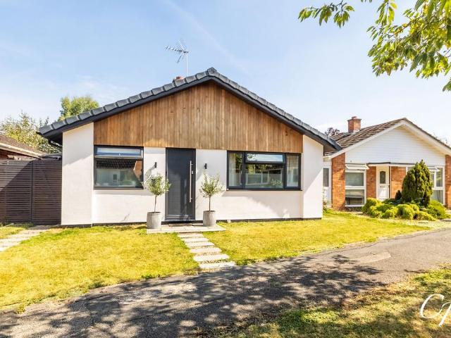 Bungalow for sale in Golden Valley, Gloucestershire