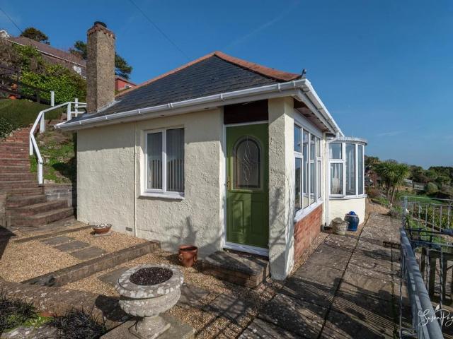 Bungalow for sale in Lowtherville, Ventnor