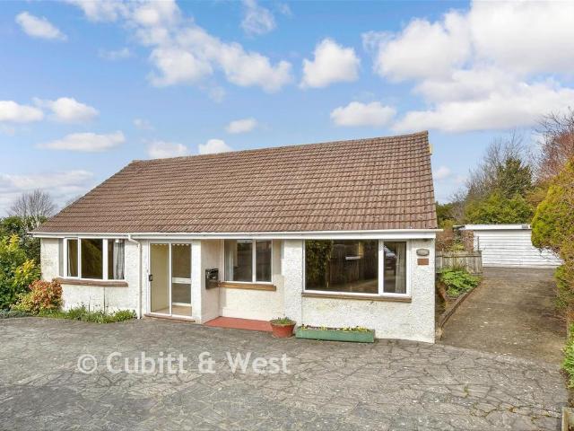 Bungalow for sale in London Borough of Croydon, Purley