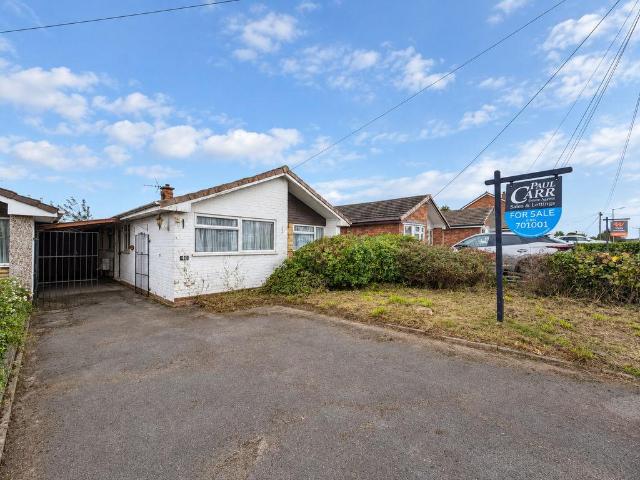 Bungalow for sale in Landywood, South Staffordshire