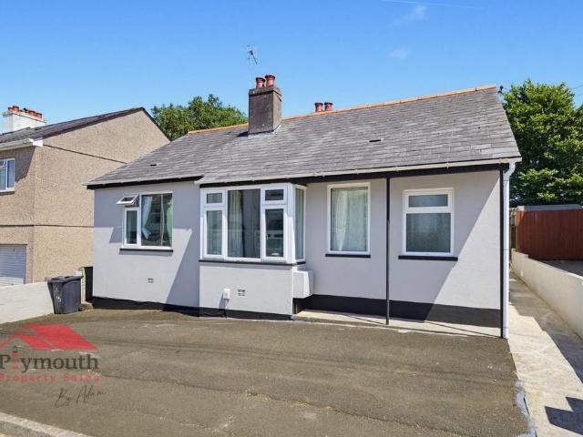 Bungalow for sale in Mount Wise