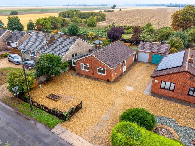 Bungalow for sale in Gosberton Clough, Lincolnshire