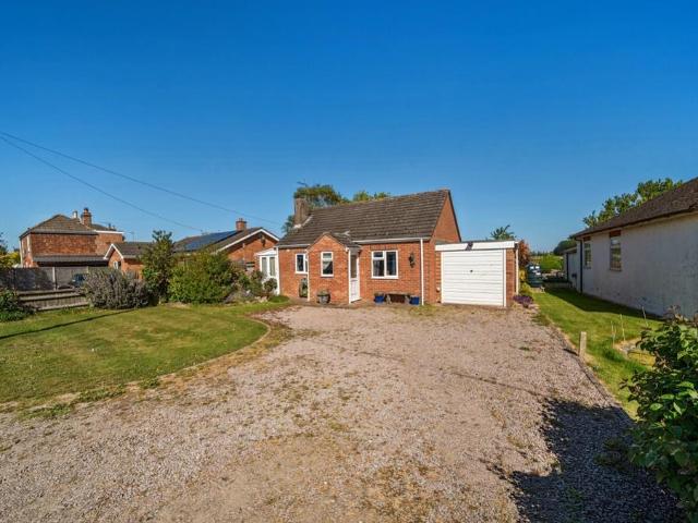 Bungalow for sale in Gosberton Clough, Lincolnshire