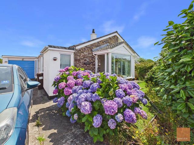 Bungalow for sale in Cornwall