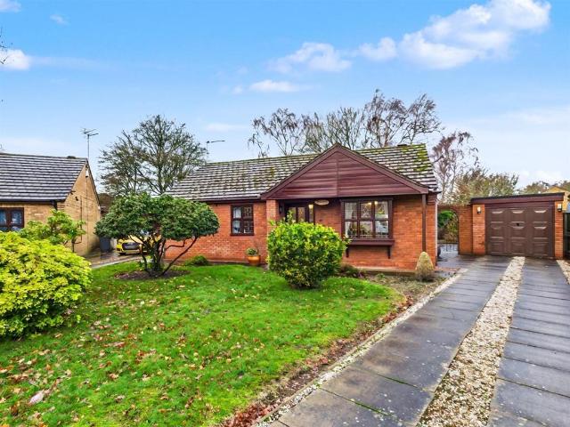 Bungalow for sale in Hartsholme, Brayford