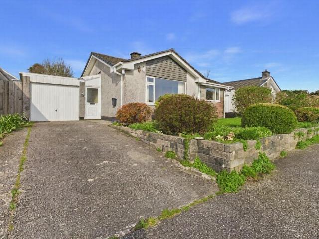 Bungalow for sale in Longdowns, Cornwall