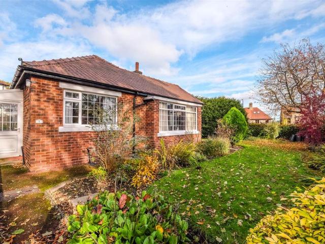 Bungalow for sale in Brighouse, Slead Syke