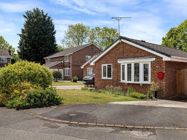 Bungalow for sale in Rossington, South Yorkshire