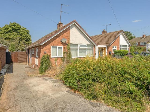 Bungalow for sale in Wall Heath, West Midlands
