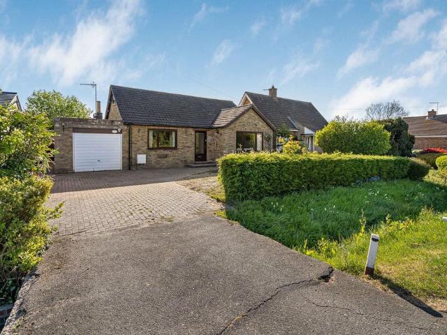 Bungalow for sale in Huntingdon, Cambridgeshire