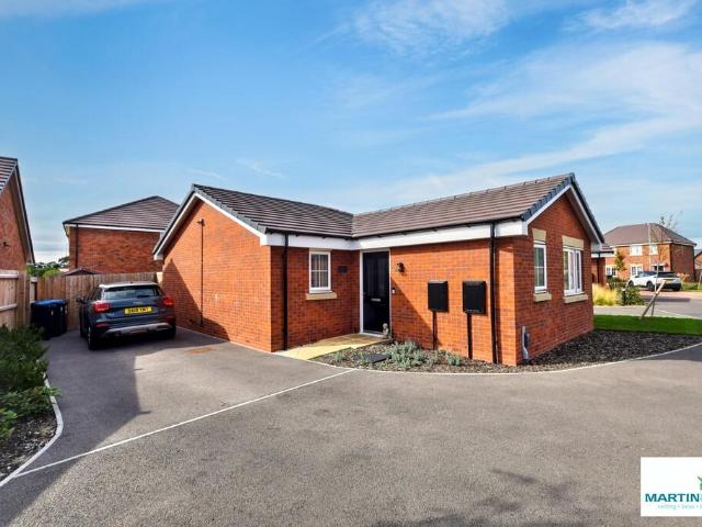 Bungalow for sale in Stoke Golding, Hinckley and Bosworth