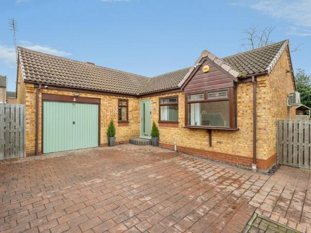 Bungalow for sale in Skellow, South Yorkshire
