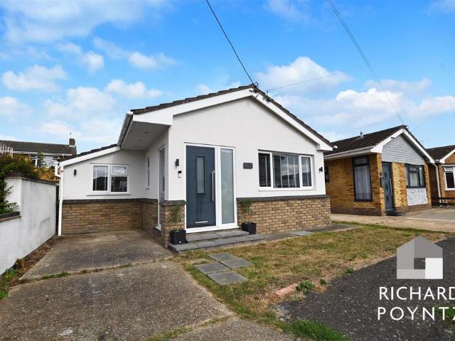 Bungalow for sale in Canvey Island