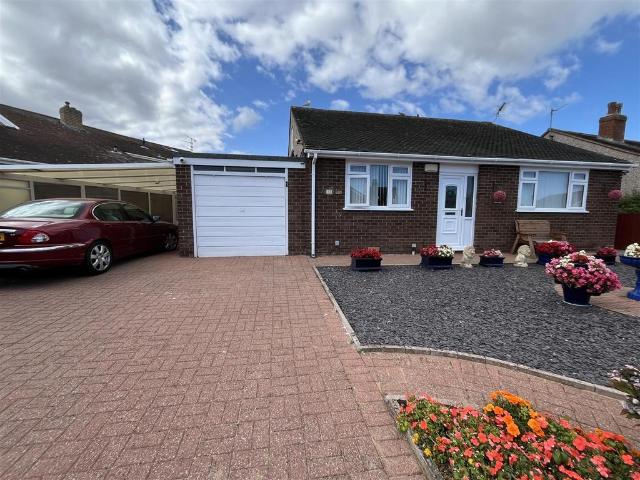 Bungalow for sale in Abergele, Wales