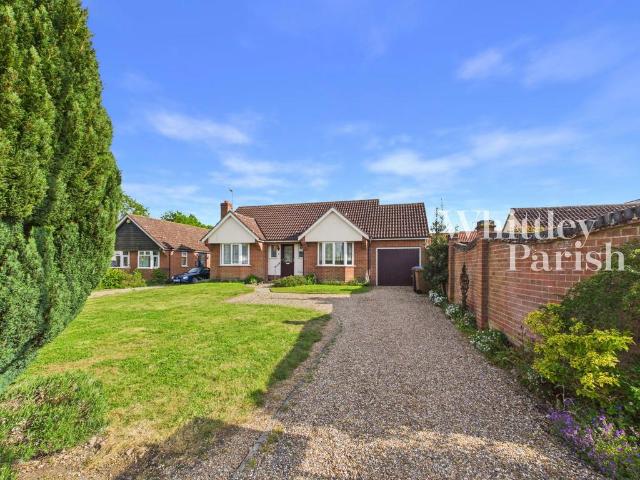 Bungalow for sale in Bedingfield, Suffolk