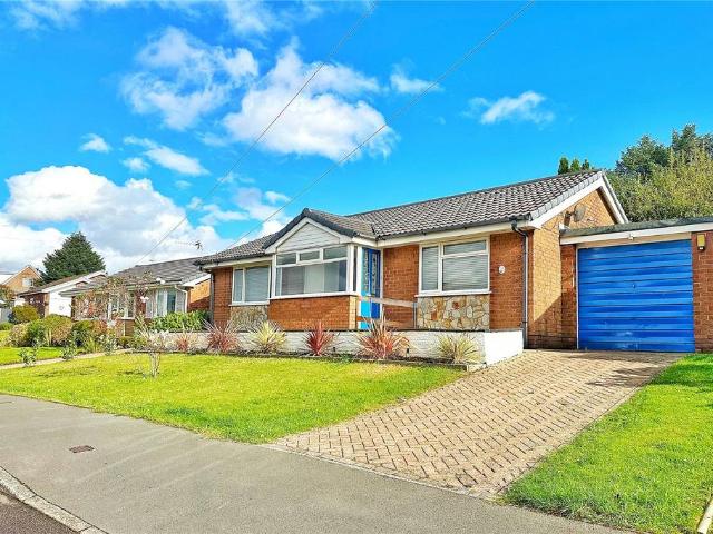 Bungalow for sale in Stalybridge, Tameside