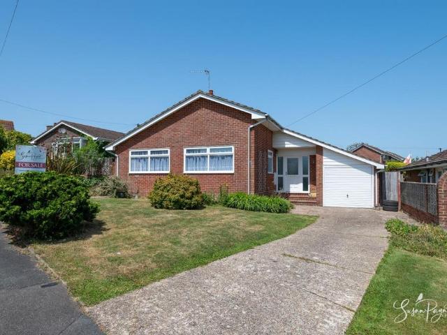 Bungalow for sale in Nettlestone, Isle Of Wight