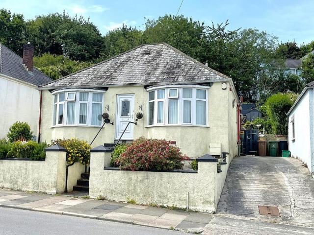 Bungalow for sale in Mount Wise