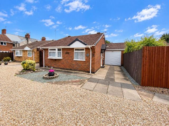 Bungalow for sale in Syston, Elmfield