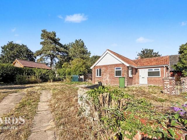 Bungalow for sale in Stokesby with Herringby, Stokesby