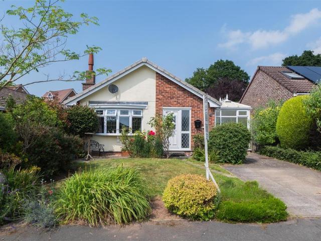 Bungalow for sale in Kelsall, Cheshire