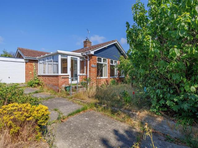Bungalow for sale in Eastbridge, Suffolk