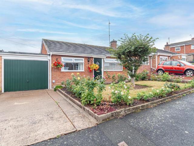 Bungalow for sale in St. Peter the Great County, St Peters