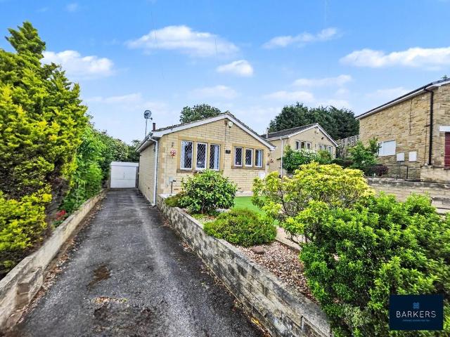 Bungalow for sale in Carlinghow, Batley