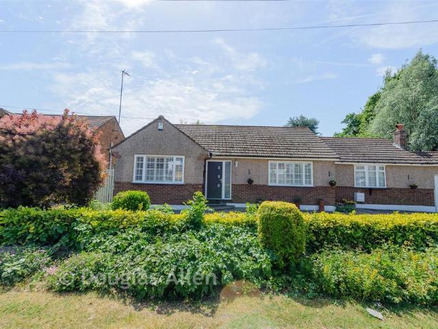 Bungalow for sale in Epping, Essex