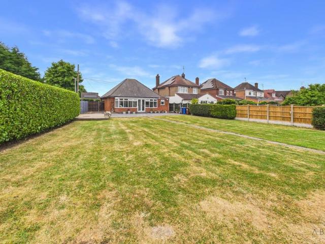 Bungalow for sale in Horninglow and Eton, Beamhurst