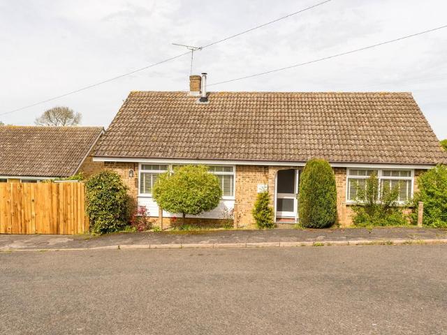 Bungalow for sale in Chelmondiston, Suffolk