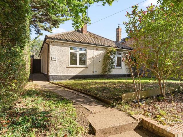 Bungalow for sale in Hockerill, East Hertfordshire