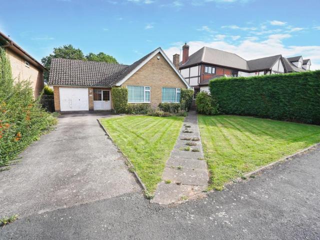 Bungalow for sale in Lash Hill, Barton