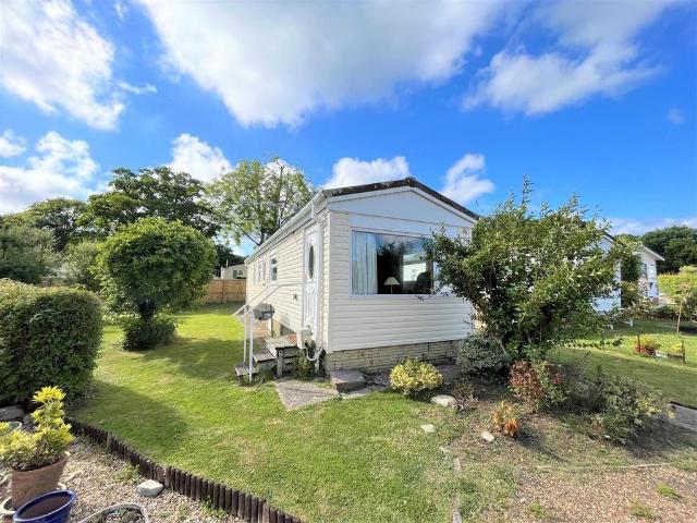 Bungalow for sale in Medina Park, Whippingham