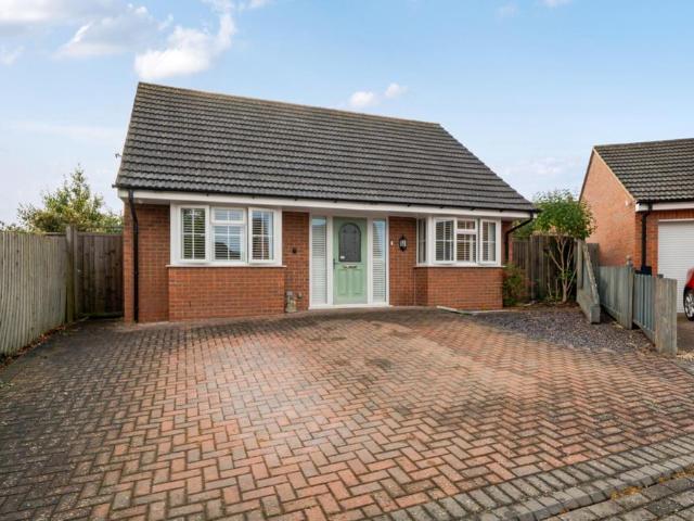 Bungalow for sale in Ingleby, Lincolnshire