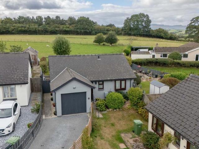 Bungalow for sale in Trefeca