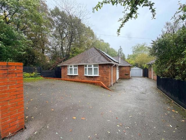 Bungalow for sale in Bitterne, Southampton