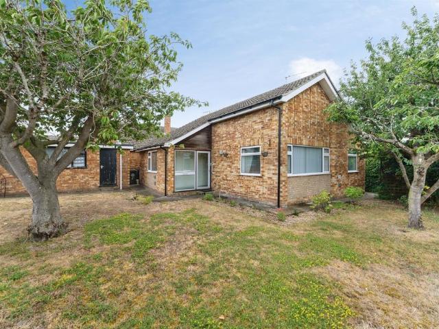 Bungalow for sale in Chedburgh, Suffolk