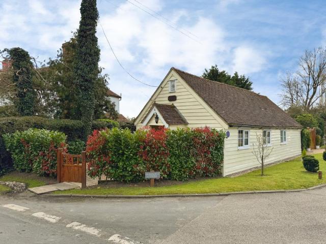 Bungalow for sale in Sandown Park, Kent