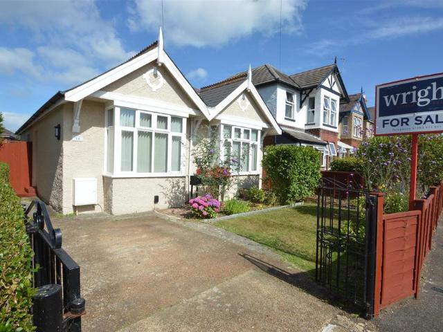 Bungalow for sale in Elmfield, Ryde