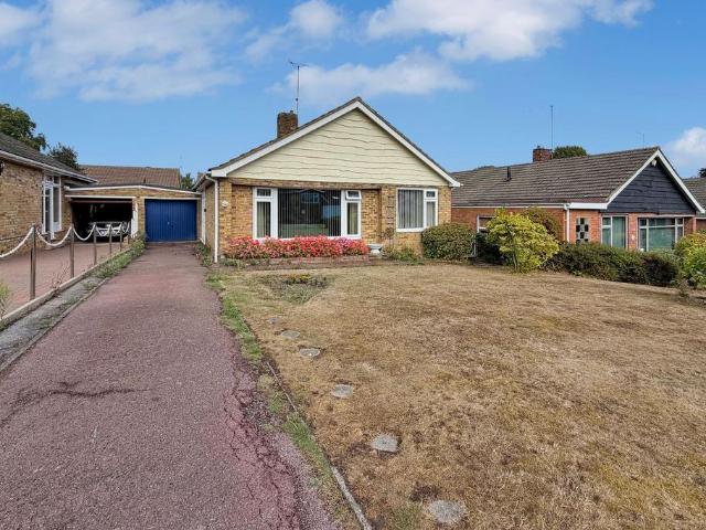 Bungalow for sale in Gillingham