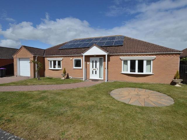 Bungalow for sale in Belleau, Lincolnshire