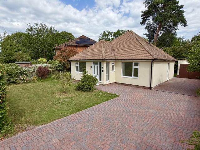 Bungalow for sale in Farnborough, Hampshire