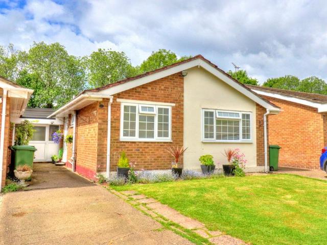 Bungalow for sale in Stokenchurch, Buckinghamshire