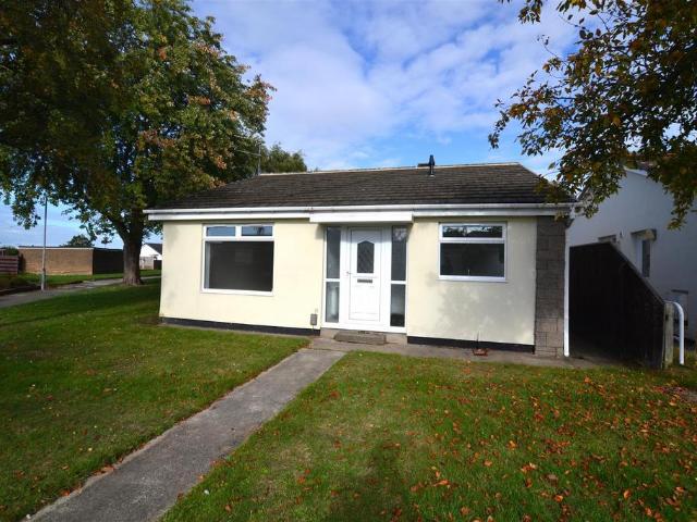 Bungalow for sale in Whickham, Tyne And Wear