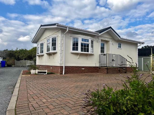 Bungalow for sale in Moreton Hall, Chedburgh