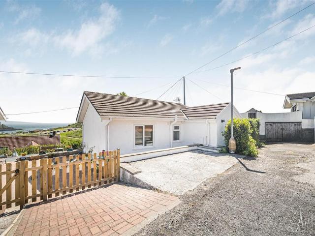 Bungalow for sale in Thistleboon, Mumbles ,the