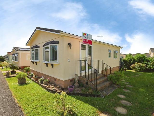 Park Home for sale in Cross In Hand, East Sussex