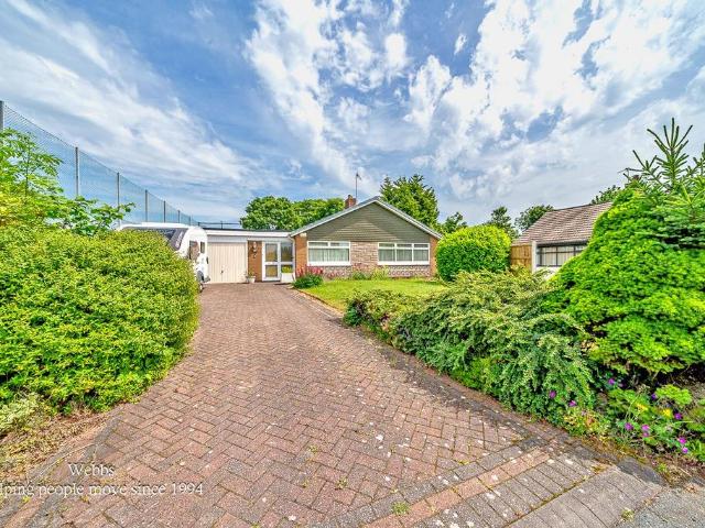 Bungalow for sale in Bloxwich, West Midlands